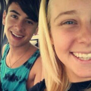 Meet your Posher, Casey